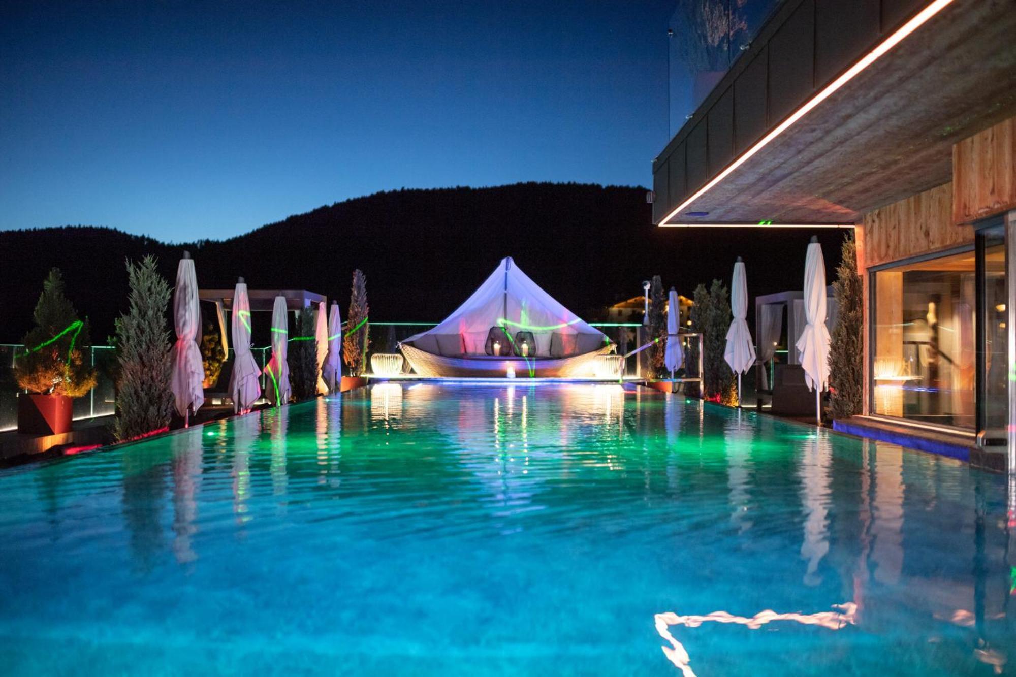 Abinea Dolomiti Romantic Spa Castelrotto Eksteriør billede